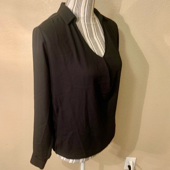 NEW TopShop Blouse 2 Black Semi Sheer V-Neck Long Sleeves Collar Button Cuffs - Picture 4 of 14